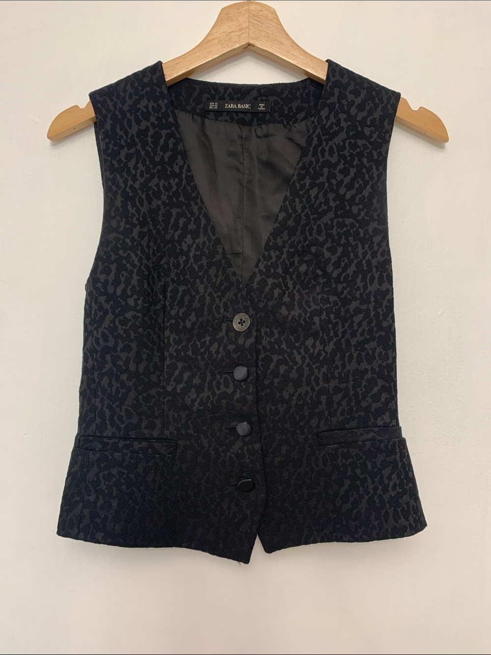 Black Vest Zara Basic